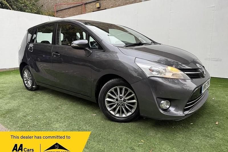 Grey Used 2016 Toyota Verso MPV | £5,295 (Fair price) - Image 1/1