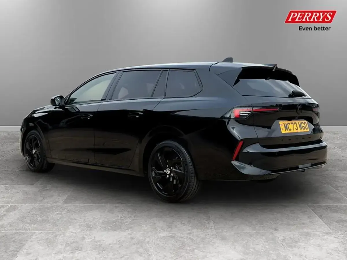 Used Vauxhall Astra S 128 HP (94 kW) 2023 Black Estate