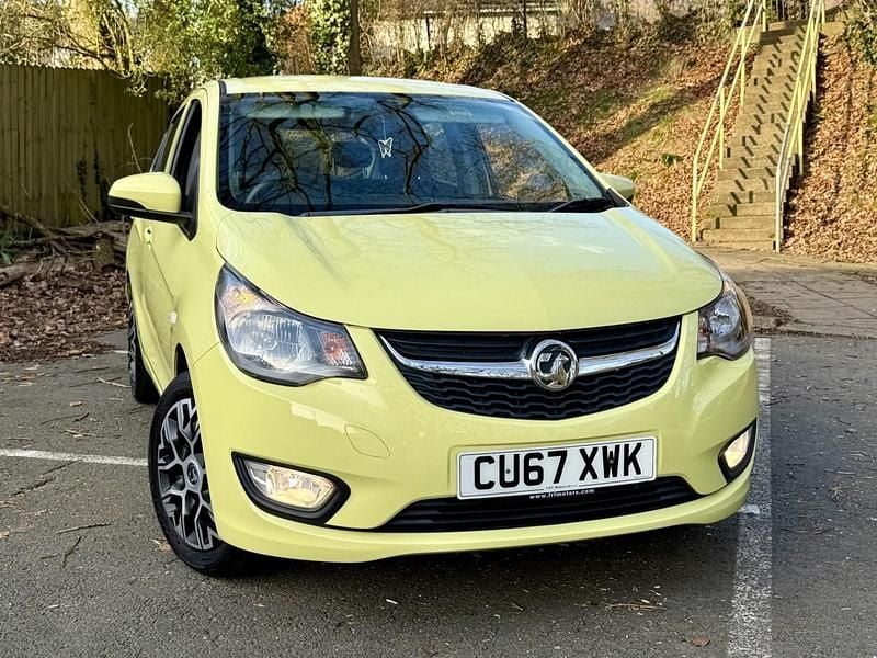 Used Vauxhall Viva 75 HP (55 kW) 2017 Green Hatchback