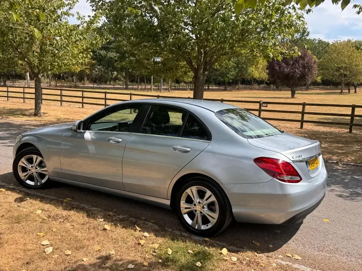 Used Mercedes C200 SE 184 HP (135 kW) 2015 Silver Sedan