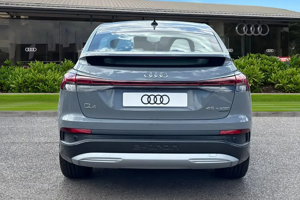 New Audi Q4 Sportback e-tron Sport 210 kW (286 HP) 2026 Grey SUV