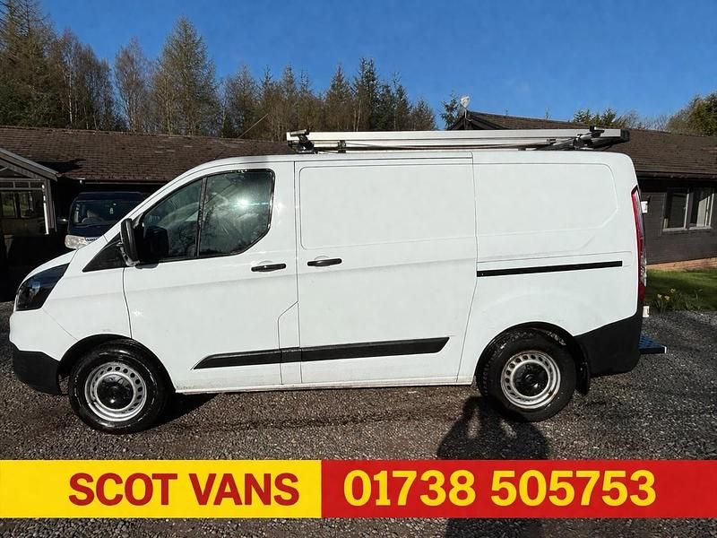 Begagnad Ford Transit Custom 105 HK (77 kW) 2018 Vit Van