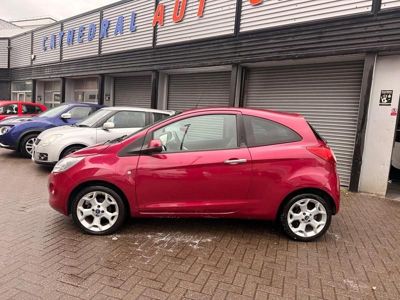 Used Ford Ka Titanium 69 HP (50 kW) 2010 Red Hatchback