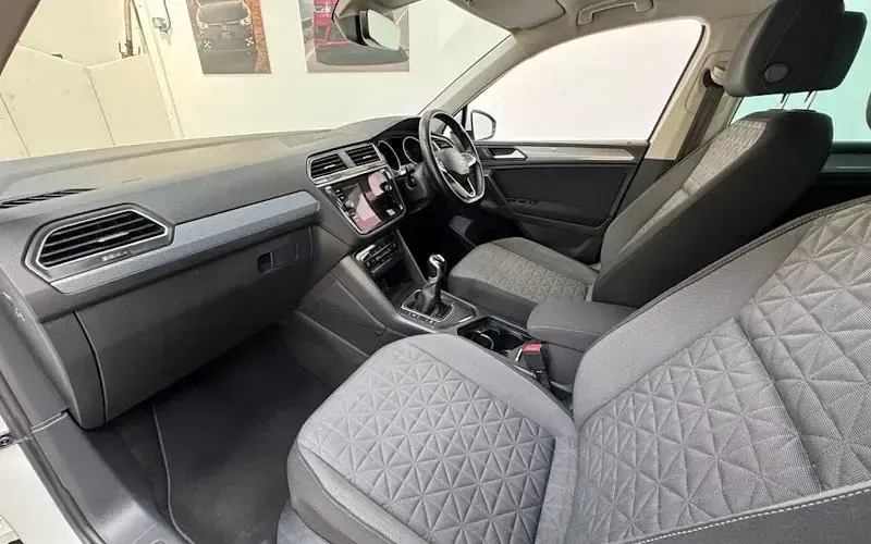 Used VW Tiguan S 150 HP (110 kW) 2021 White SUV