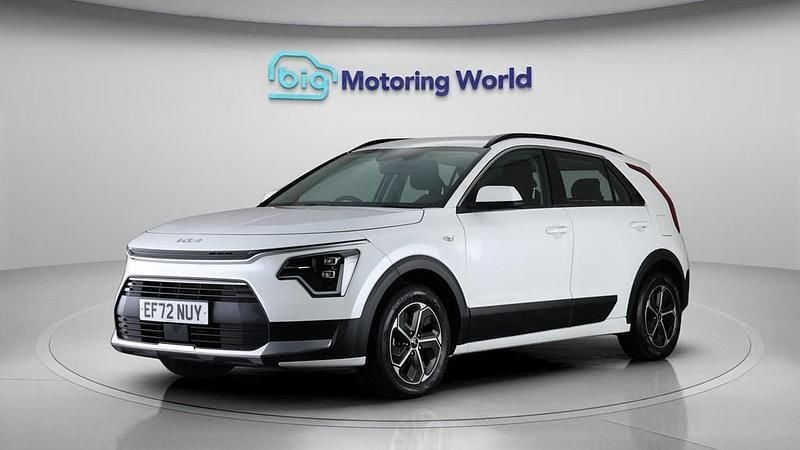 Used Kia Niro 139 HP (102 kW) 2023 White SUV