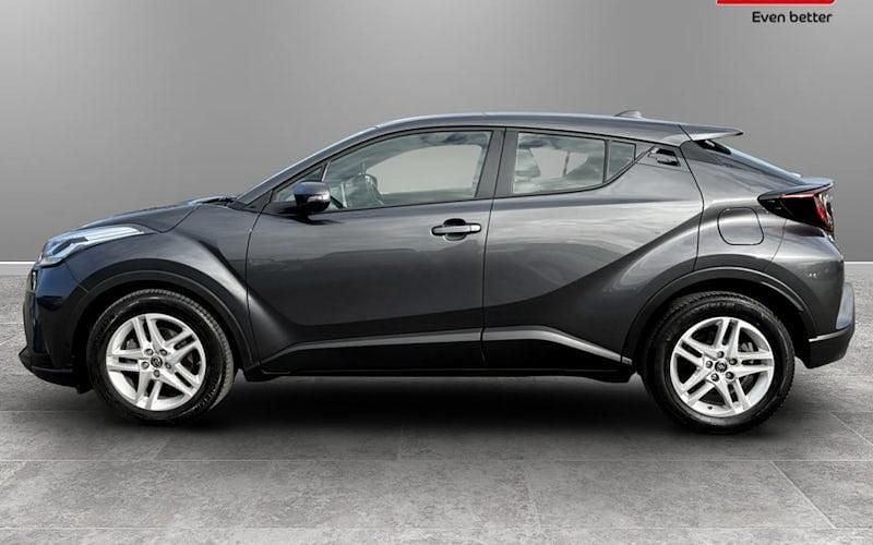 Used Toyota C-HR 122 HP (89 kW) 2023 SUV