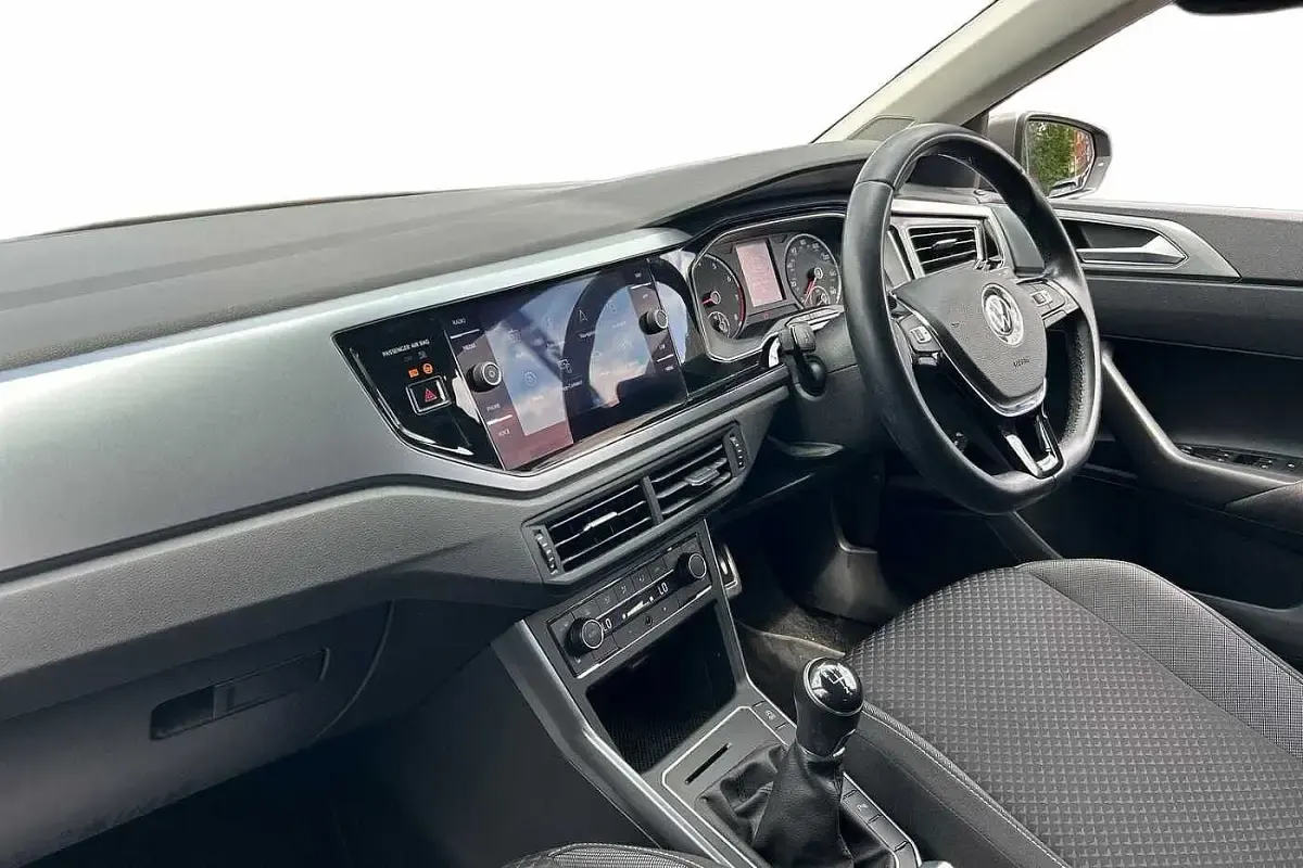 Used VW Polo Active 95 HP (69 kW) 2021 Grey Hatchback