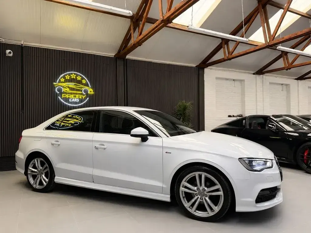 Used Audi A3 S-Line 150 HP (110 kW) 2016 White Sedan