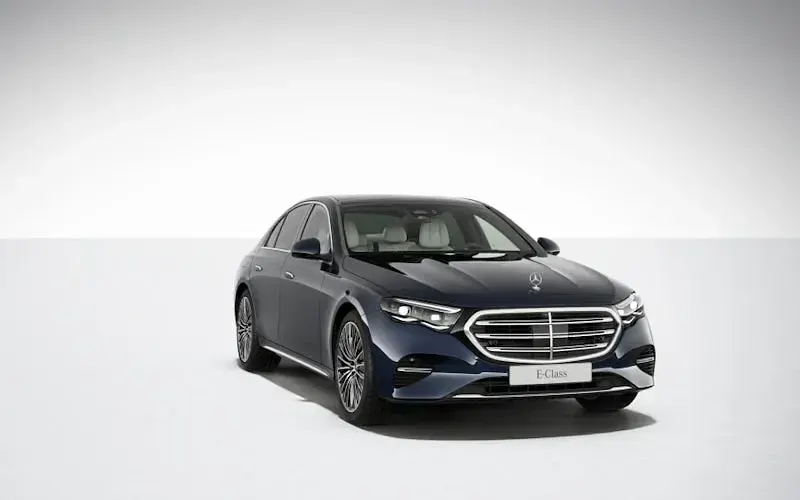 New Mercedes E200 Premium Plus 204 HP (150 kW) 2026 Sedan