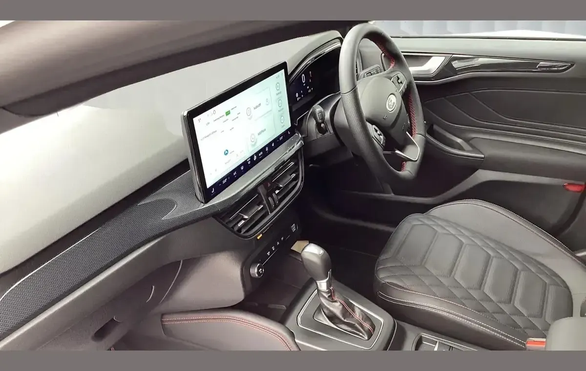 Używany Ford Focus ST-Line X 153 KM (112 kW) 2025 Biały Kombi