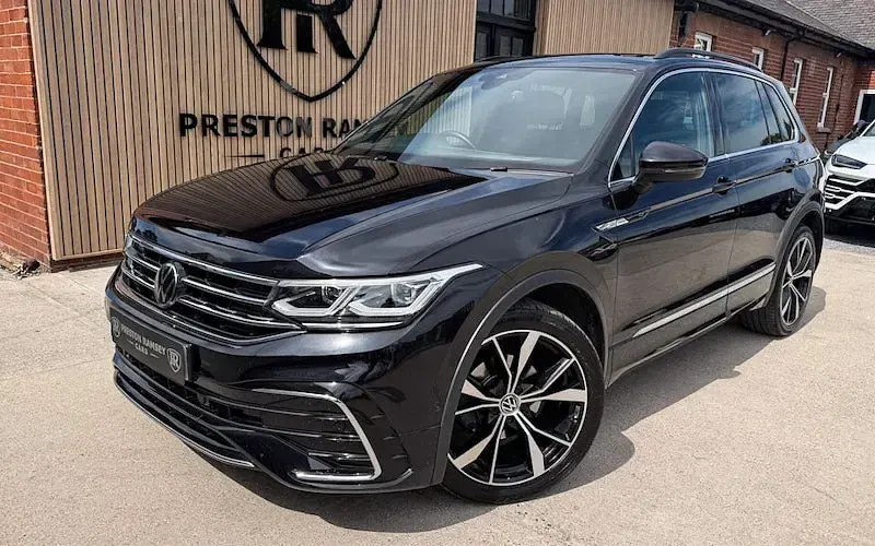 Used VW Tiguan R-line 150 HP (110 kW) 2023 SUV