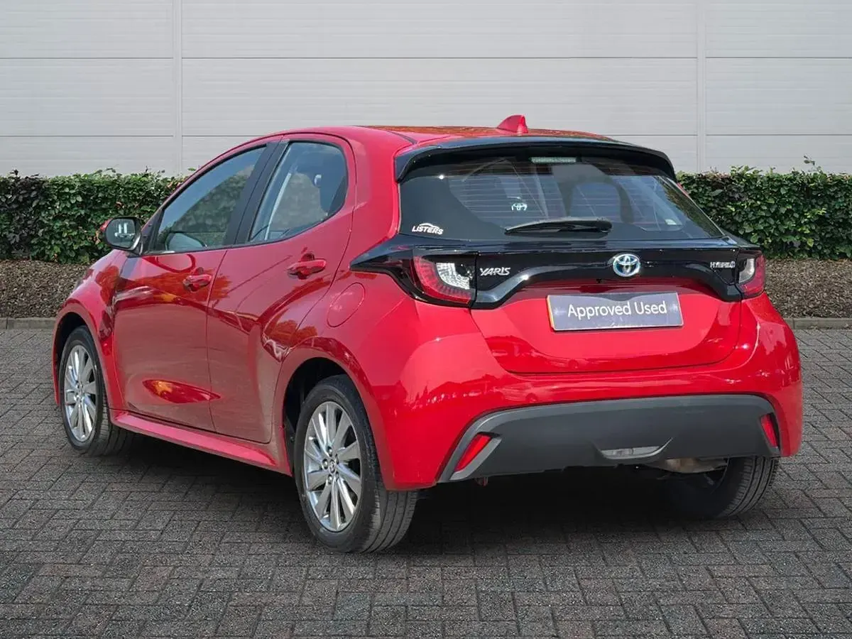 Used Toyota Yaris 2023 Red Hatchback