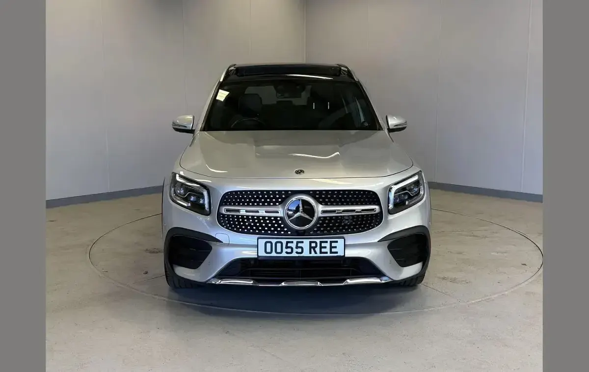 Begagnad Mercedes GLB220 AMG line 187 HK (137 kW) 2020 Silver SUV