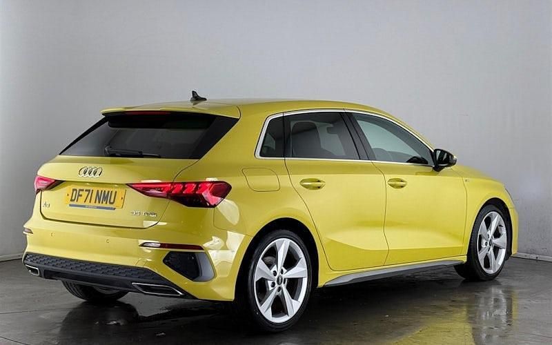 Used Audi A3 Sportback S-Line 150 HP (110 kW) 2024 Hatchback