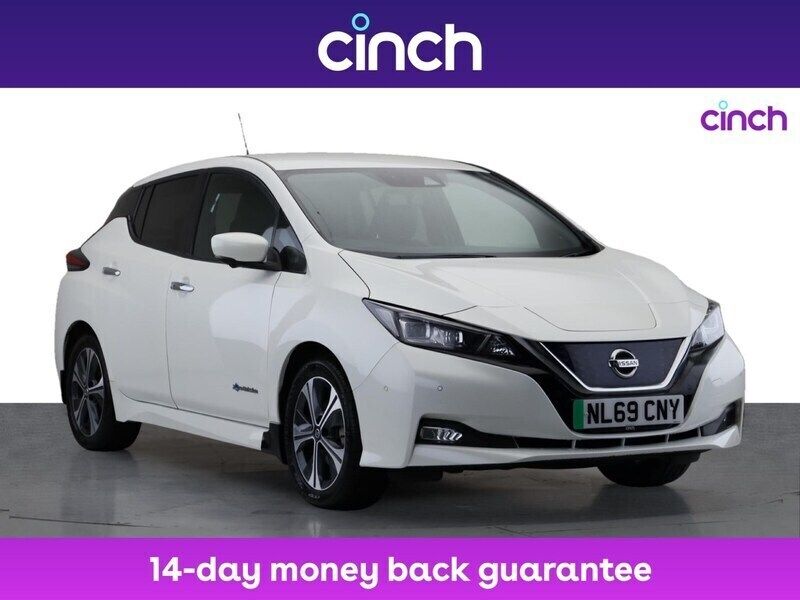 White Used 2019 Nissan Leaf Tekna Hatchback | £9,499 (Fair price) - Image 1/3