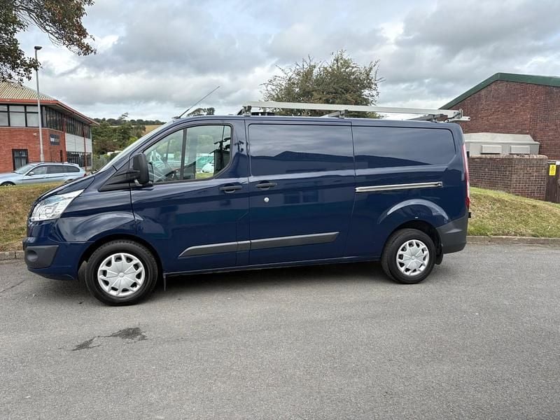 Blue Used 2015 Ford Transit Custom Trend Van | £11,994 (Fair price) - Image 1/4