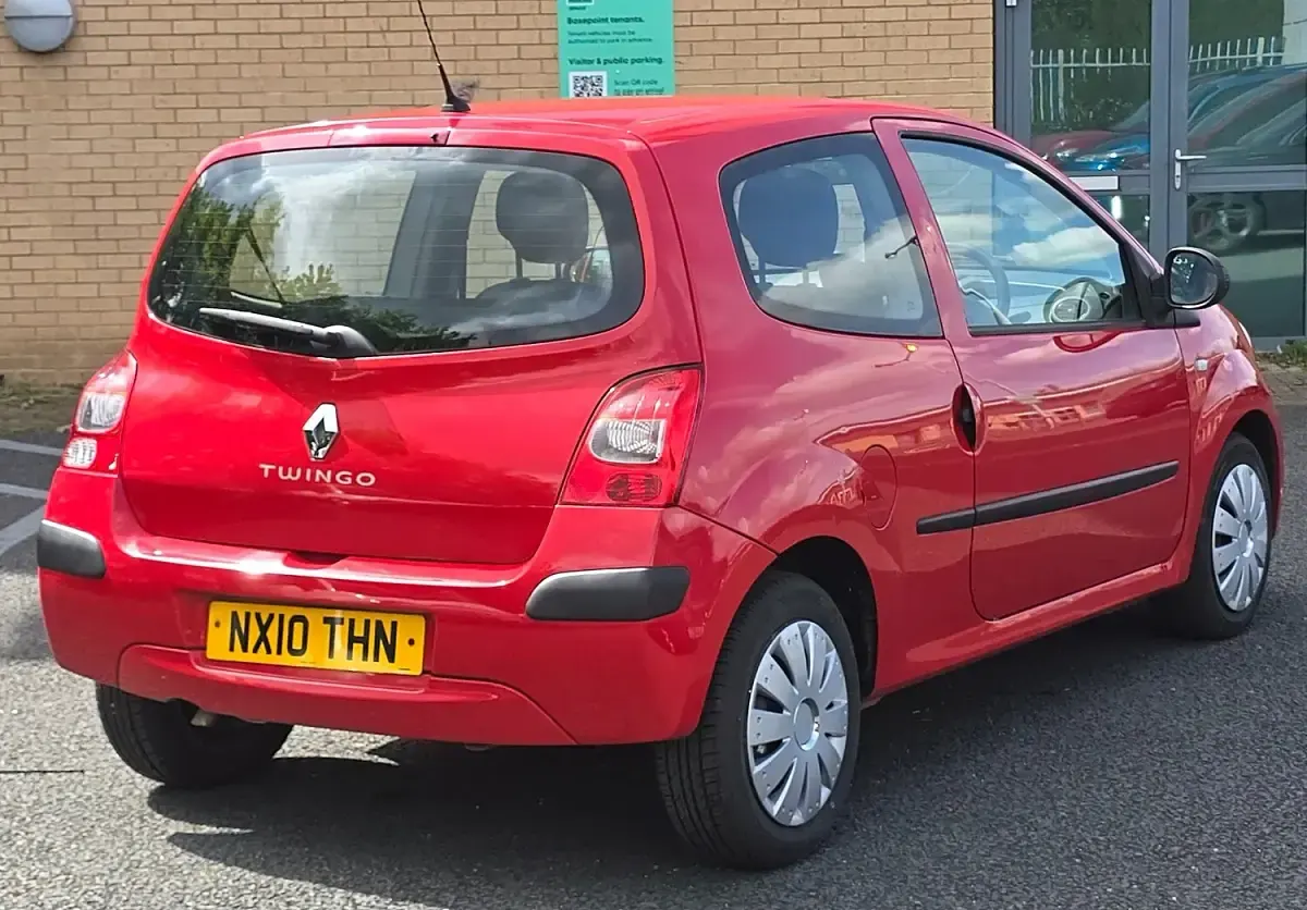 Used Renault Twingo 2010 Red Hatchback