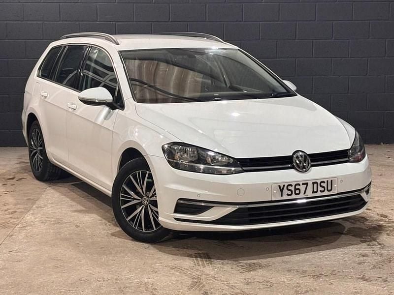 Used VW Golf VII SE 125 HP (91 kW) 2017 White Estate