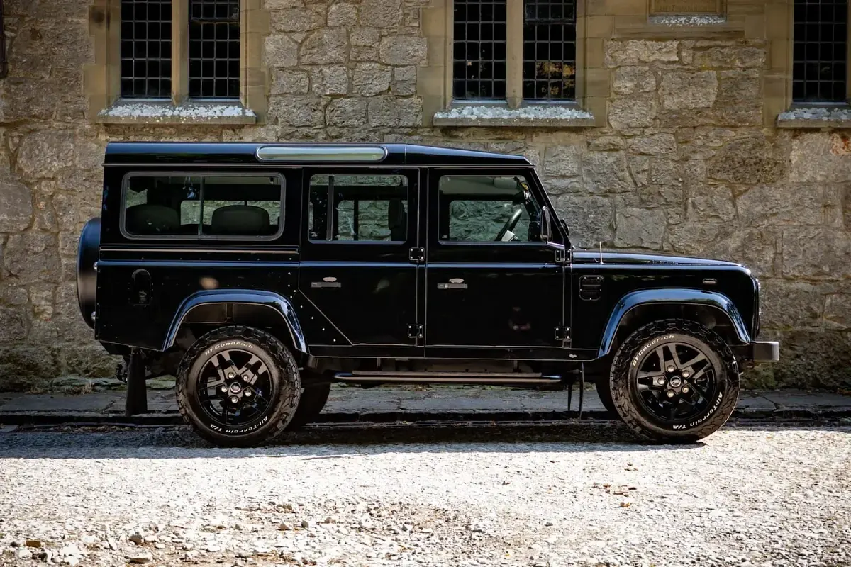 Used Land Rover Defender 2004 Black Estate