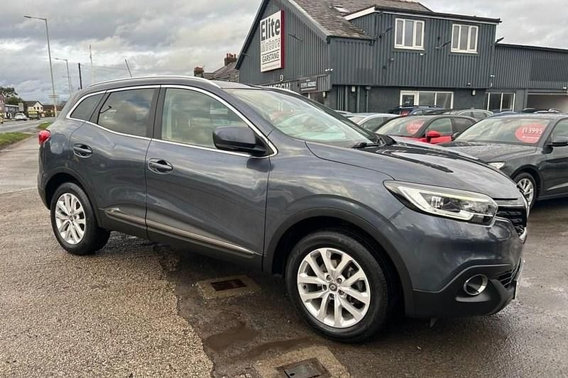 Grey Used 2018 Renault Kadjar Dynamique SUV | £8,995 (Good price) - Image 1/1