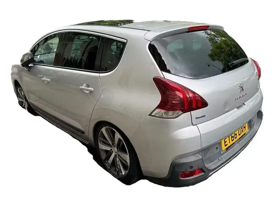 Used Peugeot 3008 Allure 120 HP (88 kW) 2017 Silver SUV