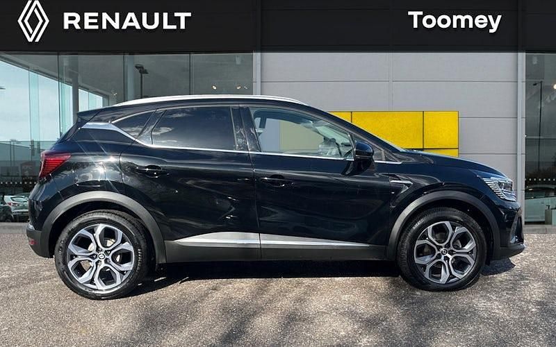 Second-hand Renault Captur Techno 91 CP (66 kW) 2024 Negru SUV