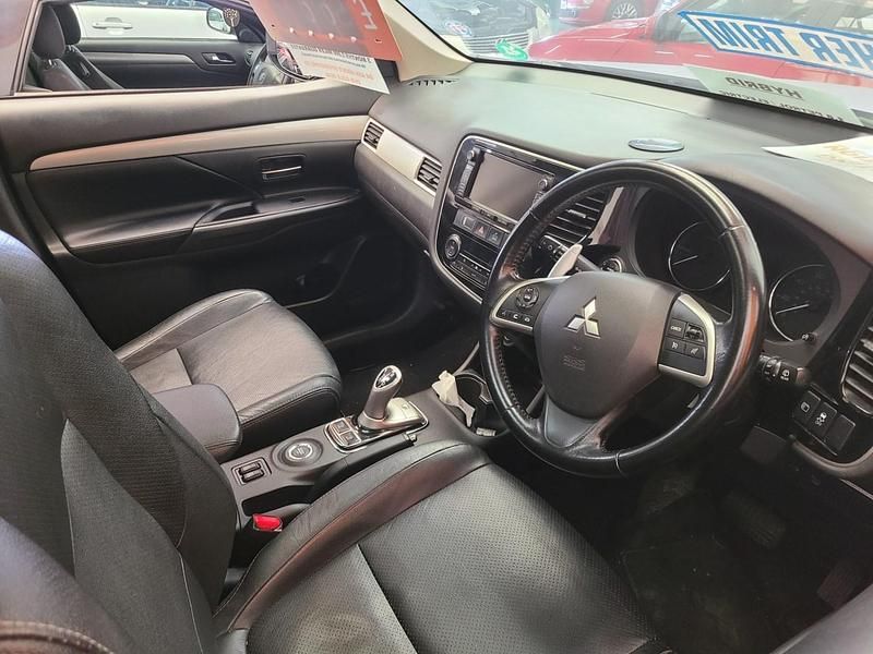 Used Mitsubishi Outlander P-HEV 2014 Blue MPV
