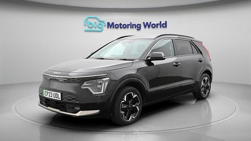 Used Kia e-Niro 147 kW (201 HP) 2023 SUV