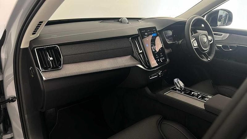 New Volvo XC90 Ultra 2025 Vapour grey SUV