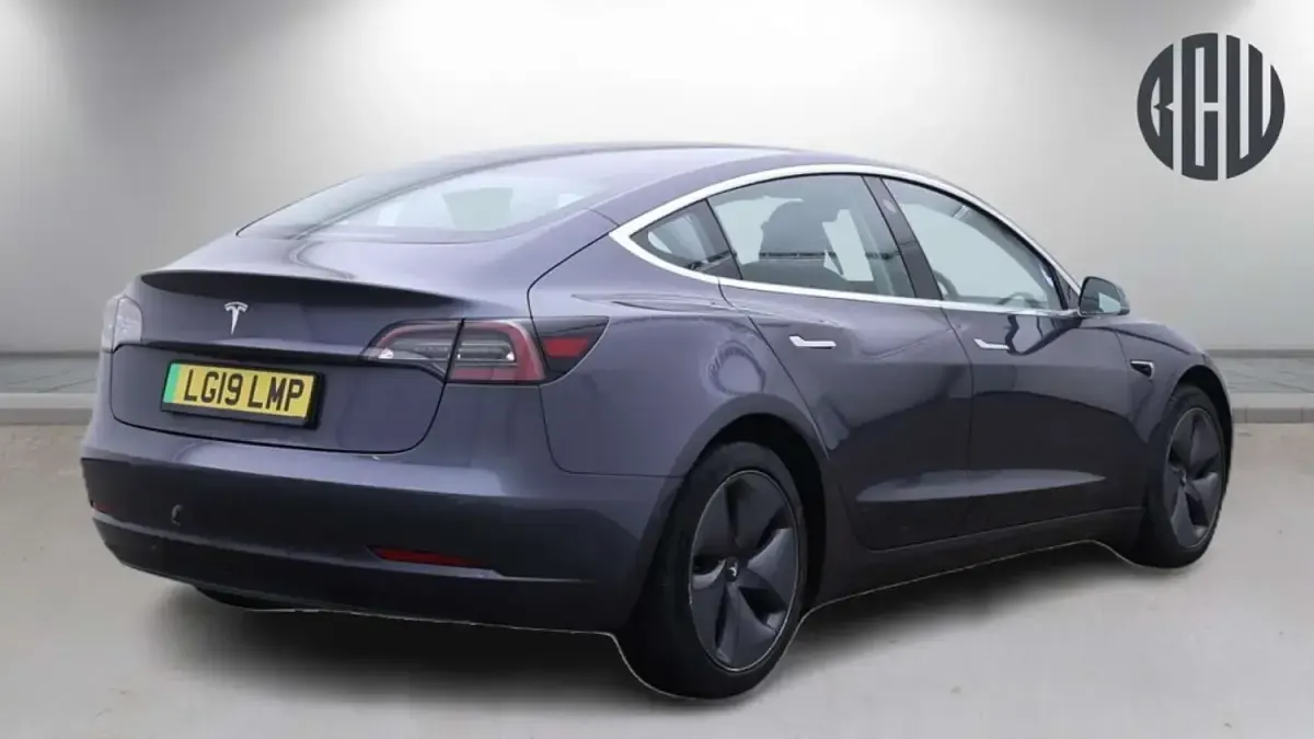 Used Tesla Model 3 Standard Range 366 kW (498 HP) 2019 Grey Sedan
