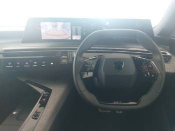 Image 3/4