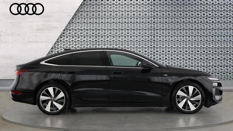 New Audi e-tron Sportback S-Line 210 kW (286 HP) 2026 Black SUV