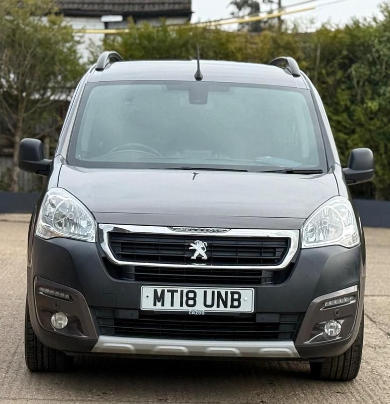 Used Peugeot Partner Tepee Outdoor 2018 Grey MPV