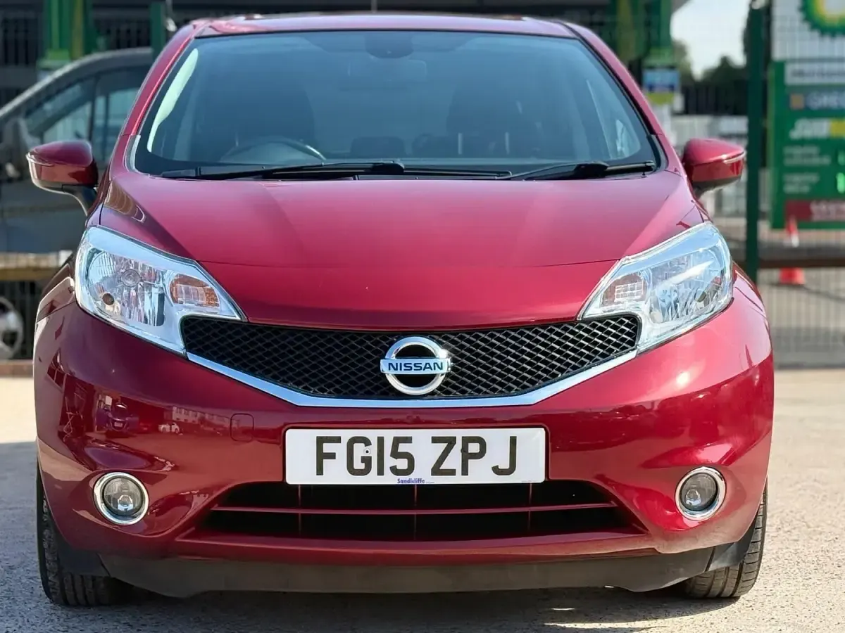 Used Nissan Note Acenta Premium 80 HP (58 kW) 2015 Red Hatchback