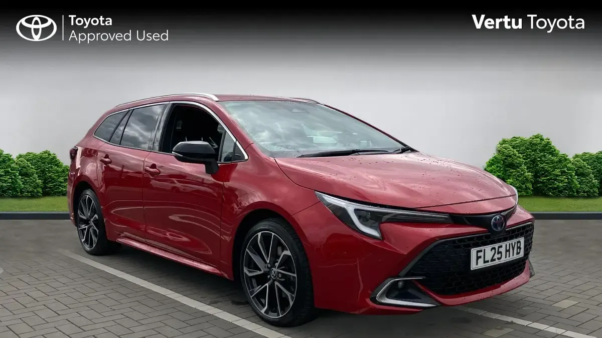 Used Toyota Corolla 178 HP (130 kW) 2025 Estate