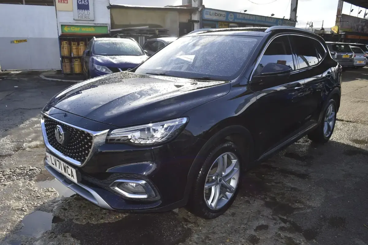 Used MG HS Exclusive 162 HP (119 kW) 2021 Black SUV