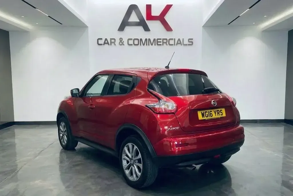 Usado Nissan Juke Tekna 2016 Rojo SUV