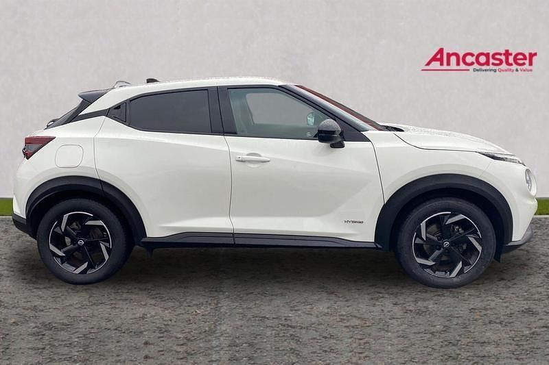 Used Nissan Juke N-Connecta 2022 White SUV