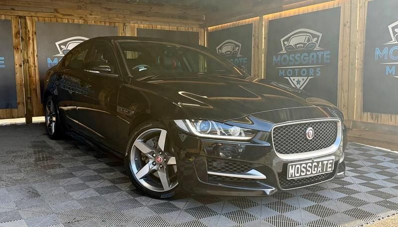 Used Jaguar XE Ingenium 200 HP (147 kW) 2018 Black Sedan