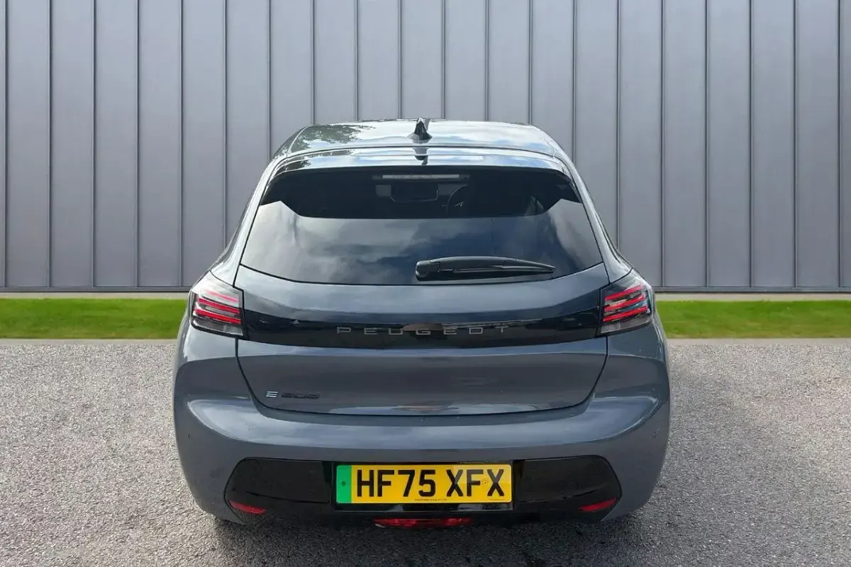 Used Peugeot e-208 Allure 98 kW (134 HP) 2025 Grey Hatchback