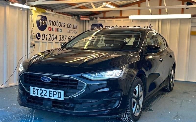 Black Used 2022 Ford Focus Trend Hatchback | £10,490 (Good price) - Image 1/3