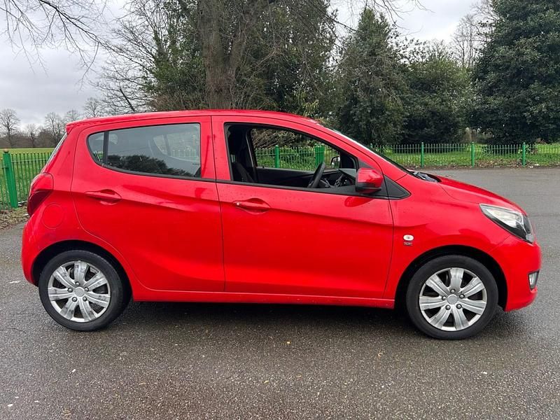 Second-hand Vauxhall Viva 75 CP (55 kW) 2016 Roșu Hatchback