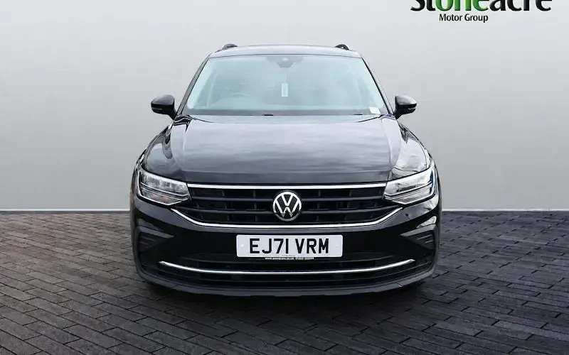 Used VW Tiguan Active 150 HP (110 kW) 2021 Black SUV