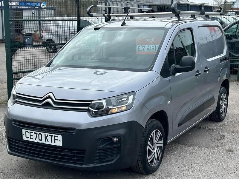 Used Citroën Berlingo Start 75 HP (55 kW) 2020 Grey MPV