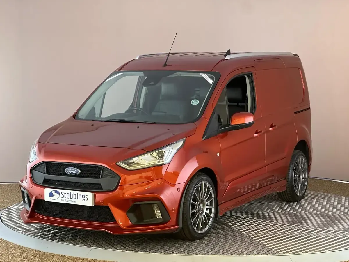 Used Ford Transit Connect S 120 HP (88 kW) 2023 Orange MPV