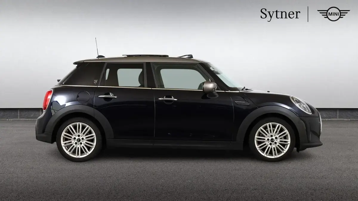 Used Mini Cooper Exclusive 134 HP (98 kW) 2023 Black Hatchback