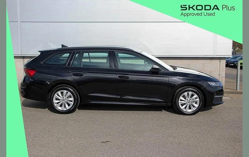 Used Skoda Octavia SE Technology 113 HP (83 kW) 2025 Black magic pearl effect Estate