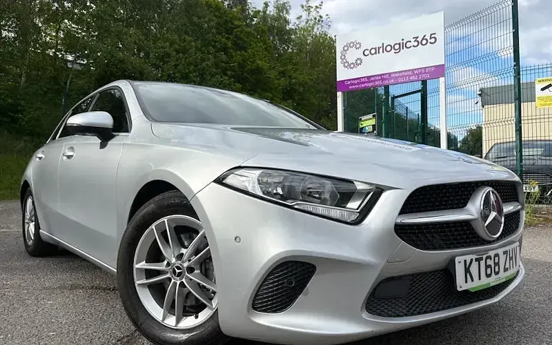 Begagnad Mercedes A180 Executive 116 HK (85 kW) 2019 Halvkombi
