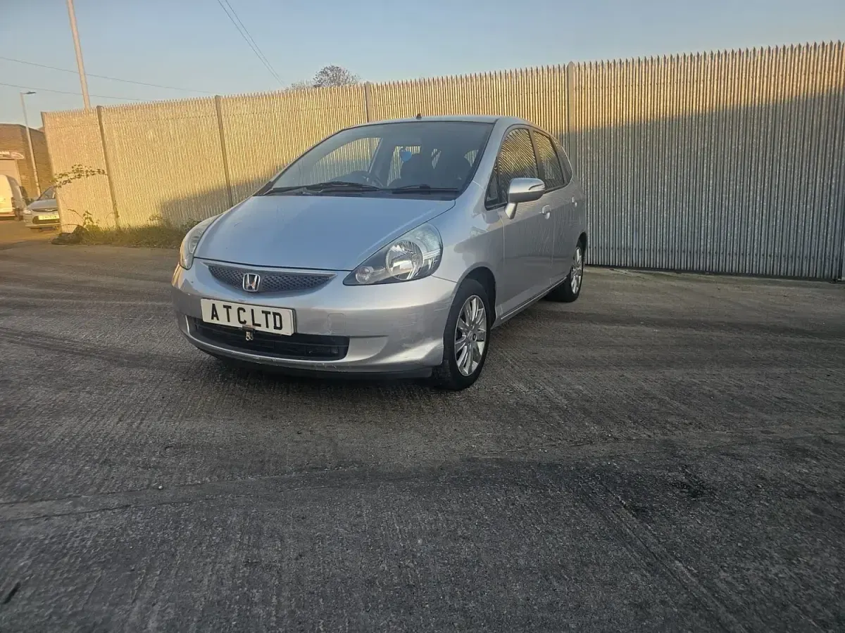 Used Honda Jazz SE 2008 Silver Hatchback