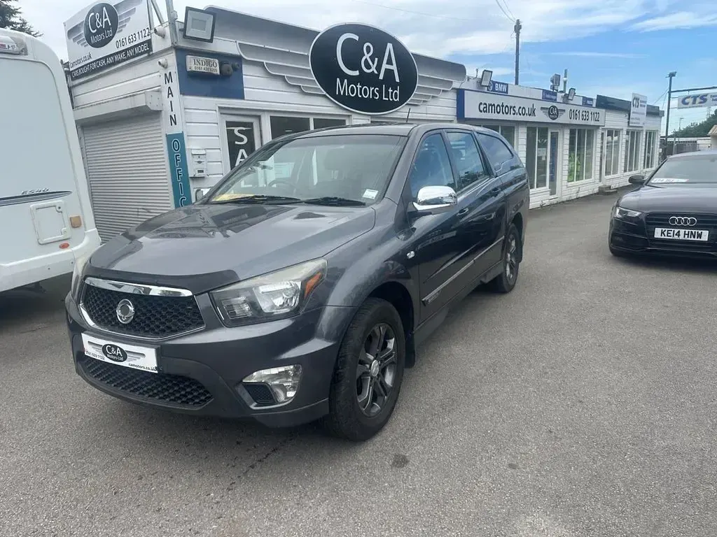 Used SsangYong Korando 2014 Grey SUV